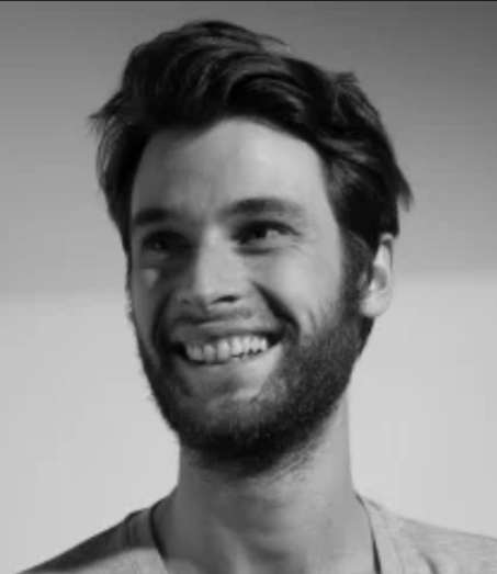 vassili-feodoroff-french-photographer-director-28-54-go-a-documentary-film-press-photo-daily-newspaper-le-monde